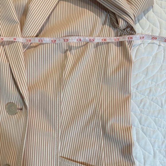 Lafayette 148 New York Cream Blazer - Picture 11 of 13